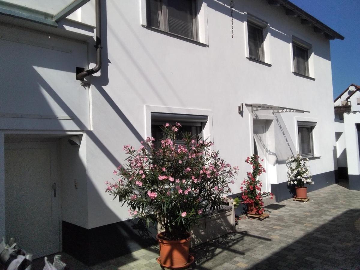 Ferienhaus Fam. Bisgen Niederkirchen bei Deidesheim Eksteriør bilde